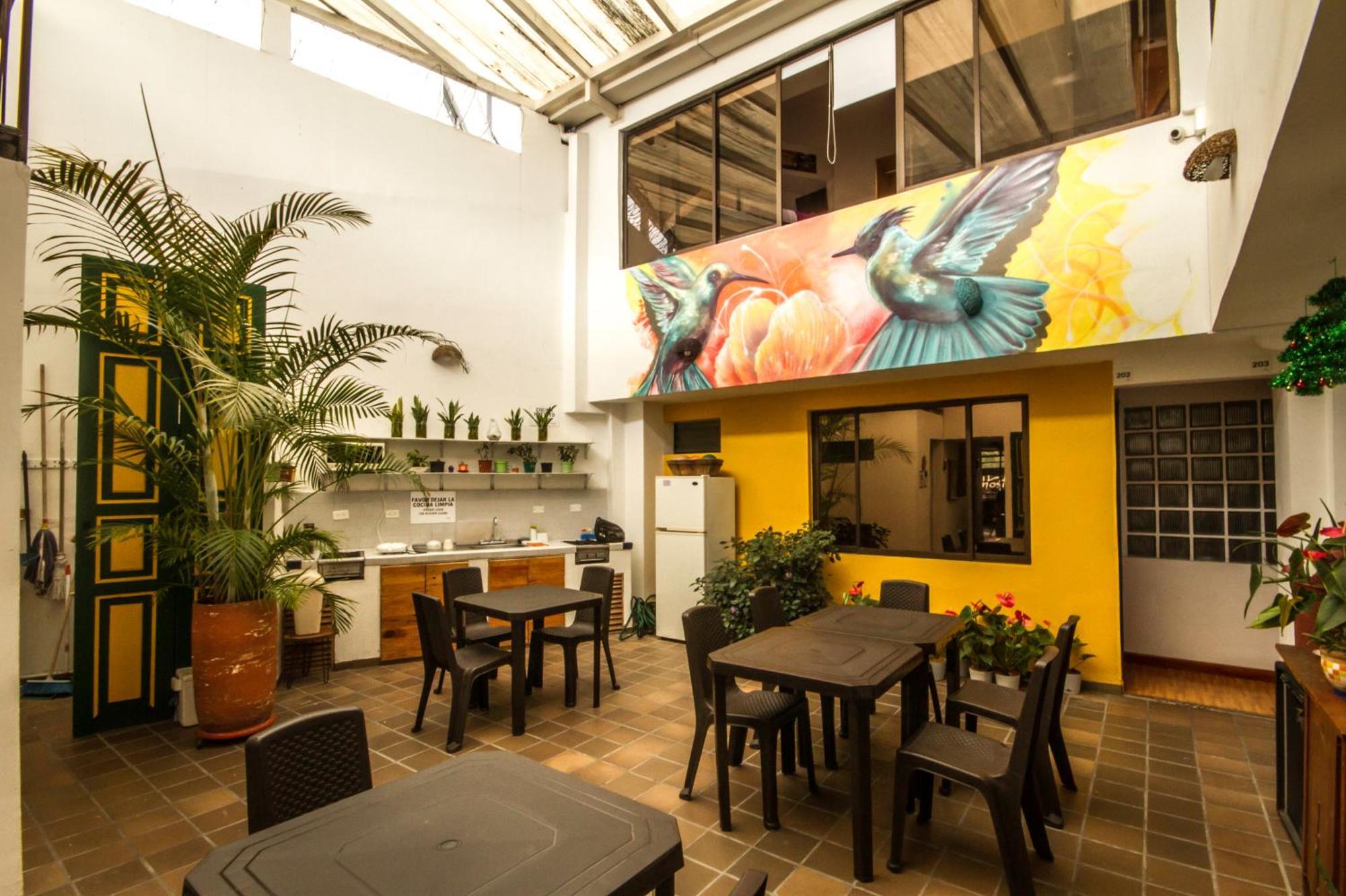 Hostal De La 57 Manizales Eksteriør bilde