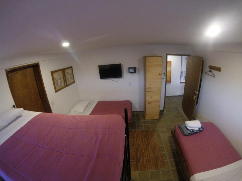 Hostal De La 57 Manizales Eksteriør bilde