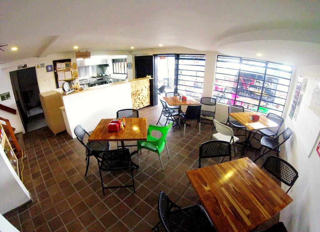 Hostal De La 57 Manizales Eksteriør bilde